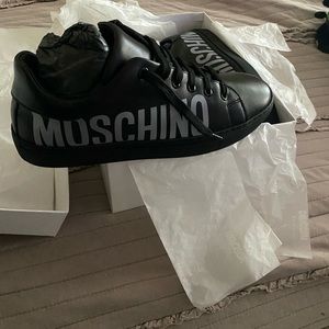 Women Moschino Sneakers